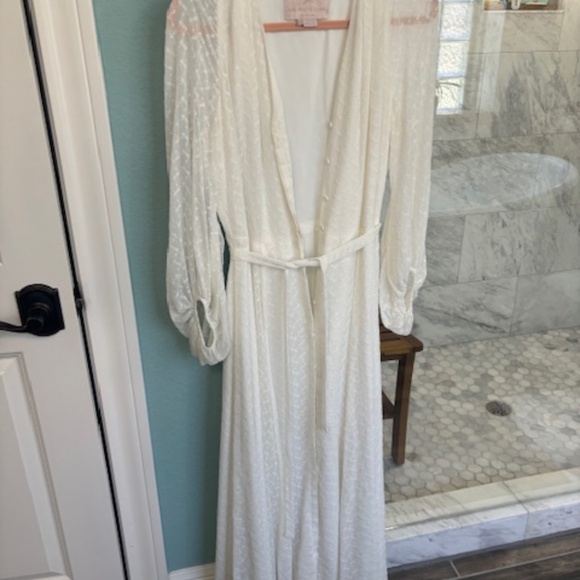 Gal Meets Glam Pearl dress - Picture 2 of 2